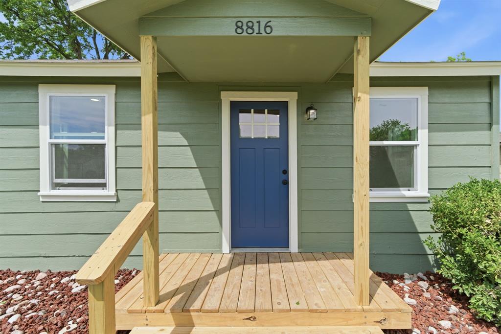 8816 Spaugh Court Property Photo 1
