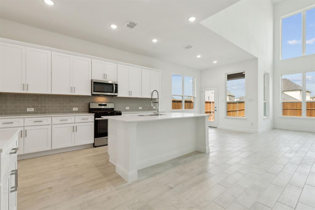 1205 Caprese Drive Property Photo 3