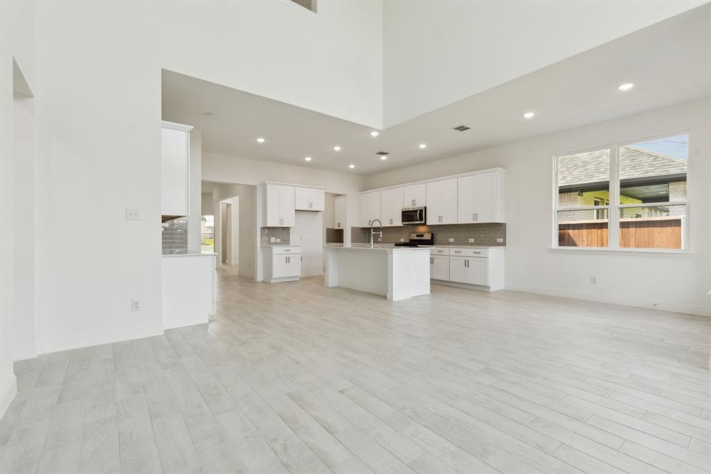 1205 Caprese Drive Property Photo 8