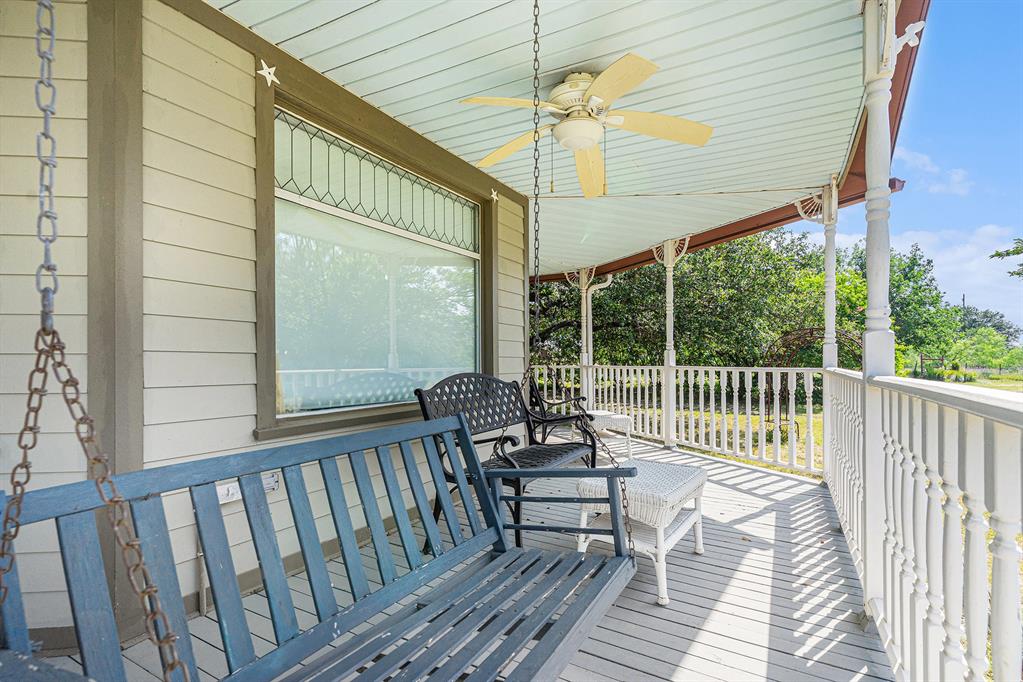 10454 E State Highway 6 Property Photo 5