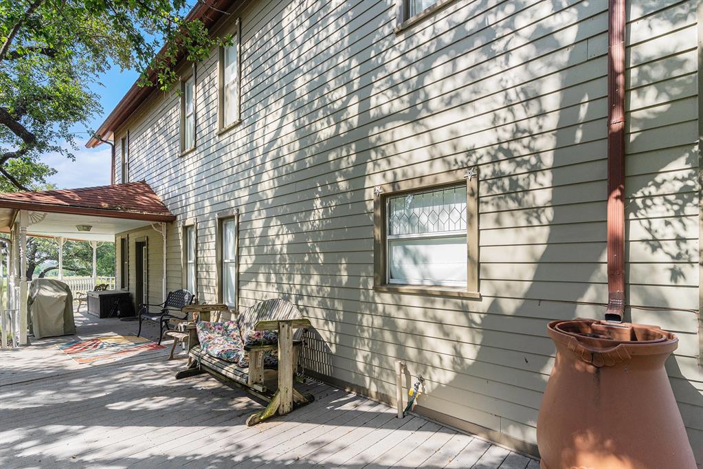 10454 E State Highway 6 Property Photo 38