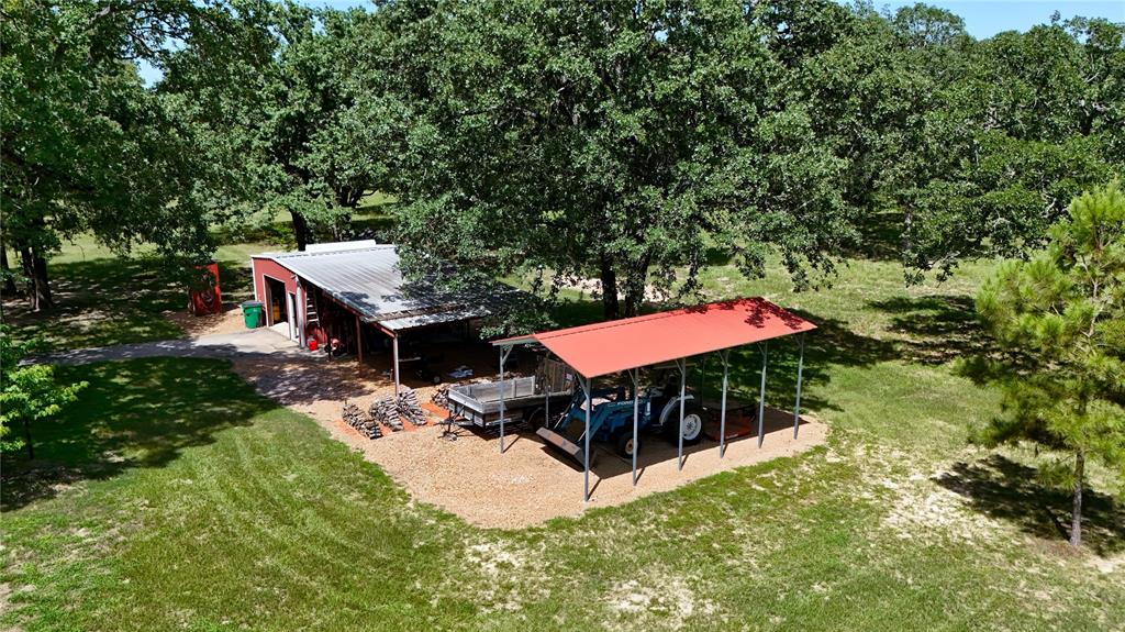 5611 Fm 2494 Property Photo 5