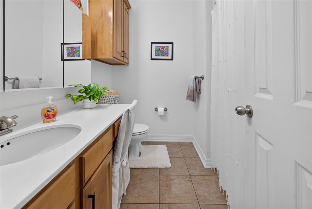 5611 Fm 2494 Property Photo 25