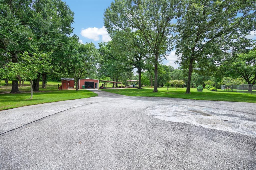 5611 Fm 2494 Property Photo 28