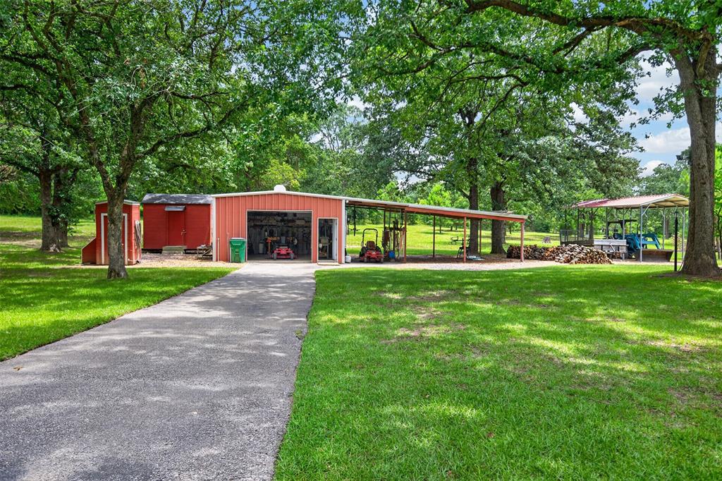 5611 Fm 2494 Property Photo 29