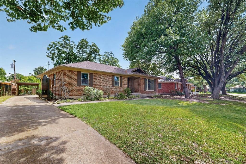 8420 Sweetwater Drive Property Photo 10
