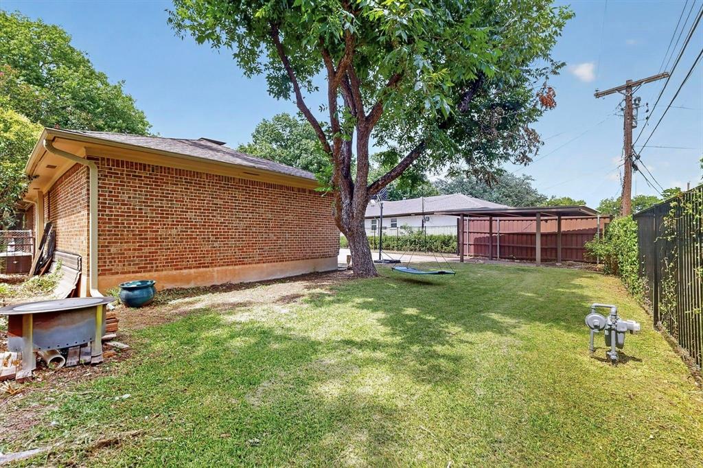 8420 Sweetwater Drive Property Photo 33