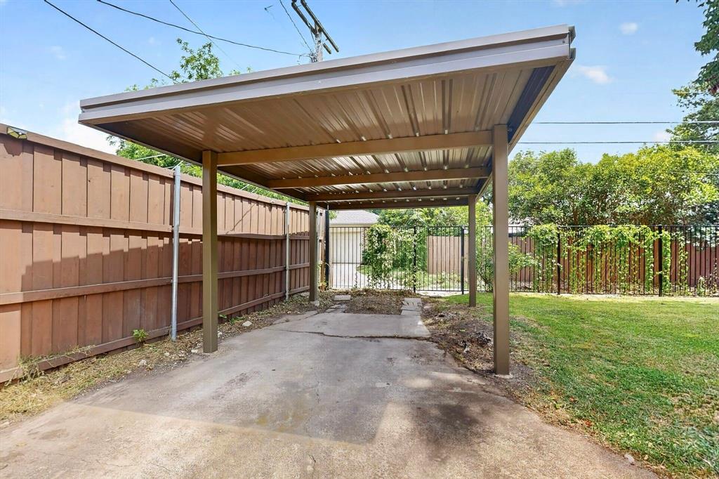 8420 Sweetwater Drive Property Photo 34