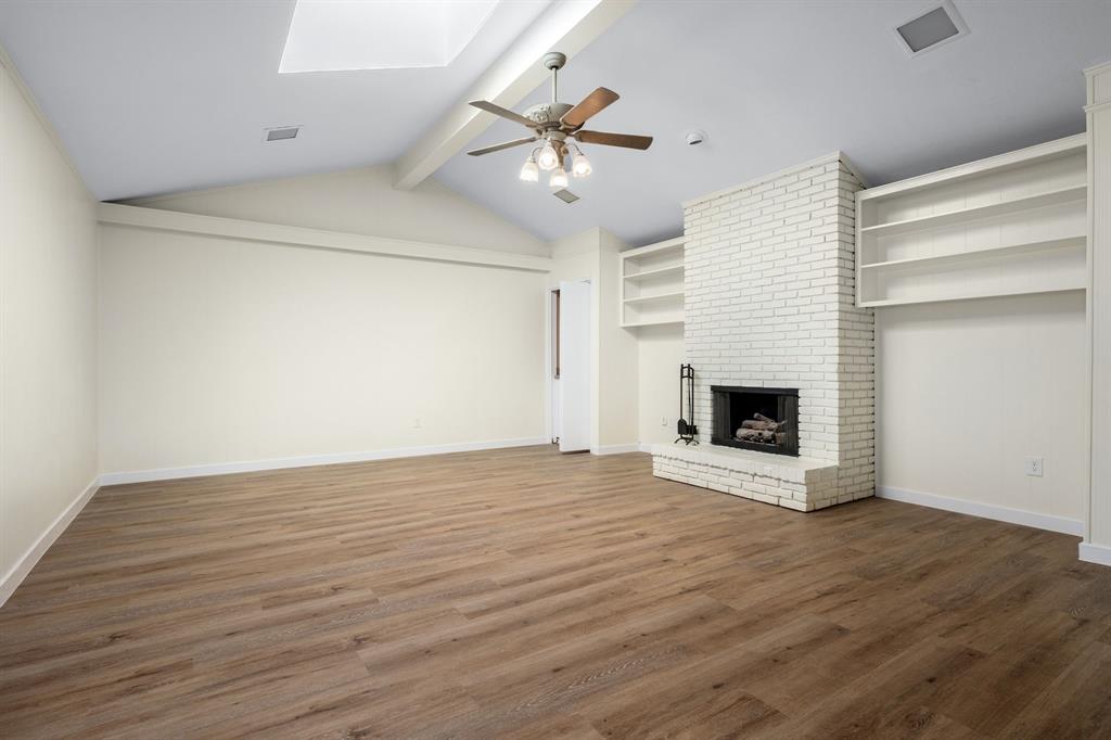 10521 Sandpiper Lane Property Photo 9