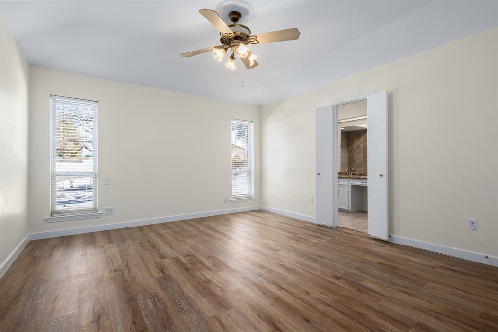 10521 Sandpiper Lane Property Photo 12