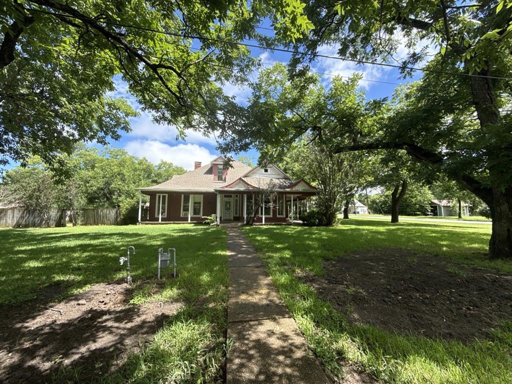 500 2nd Street Property Photo 1