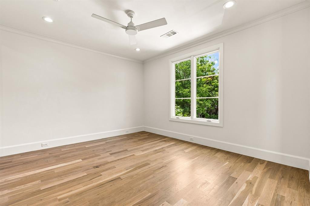 4225 Amherst Avenue Property Photo 23