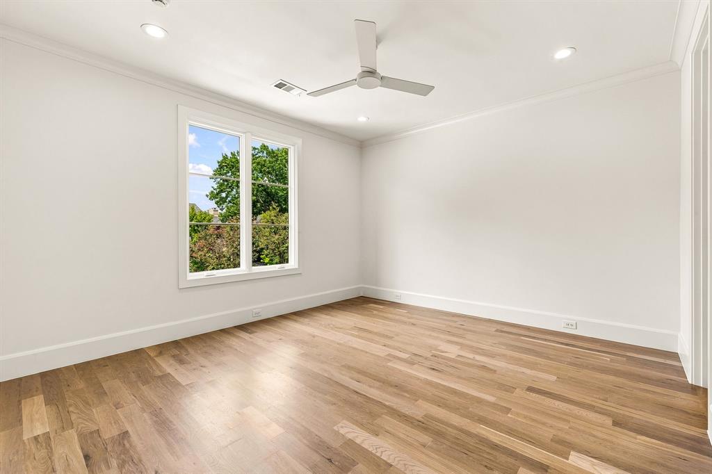 4225 Amherst Avenue Property Photo 25