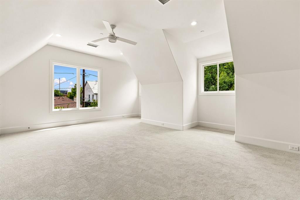 4225 Amherst Avenue Property Photo 29