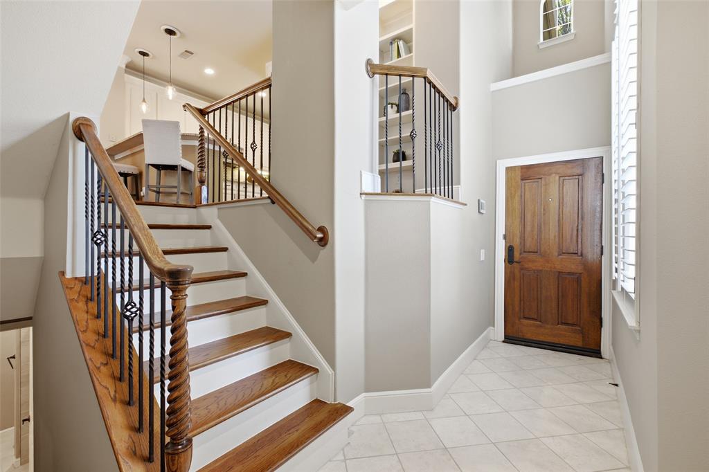 14891 Towne Lake Circle Property Photo 4