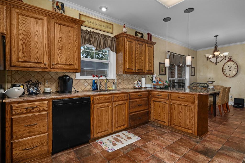 2360 Fernbrook Drive Property Photo 10