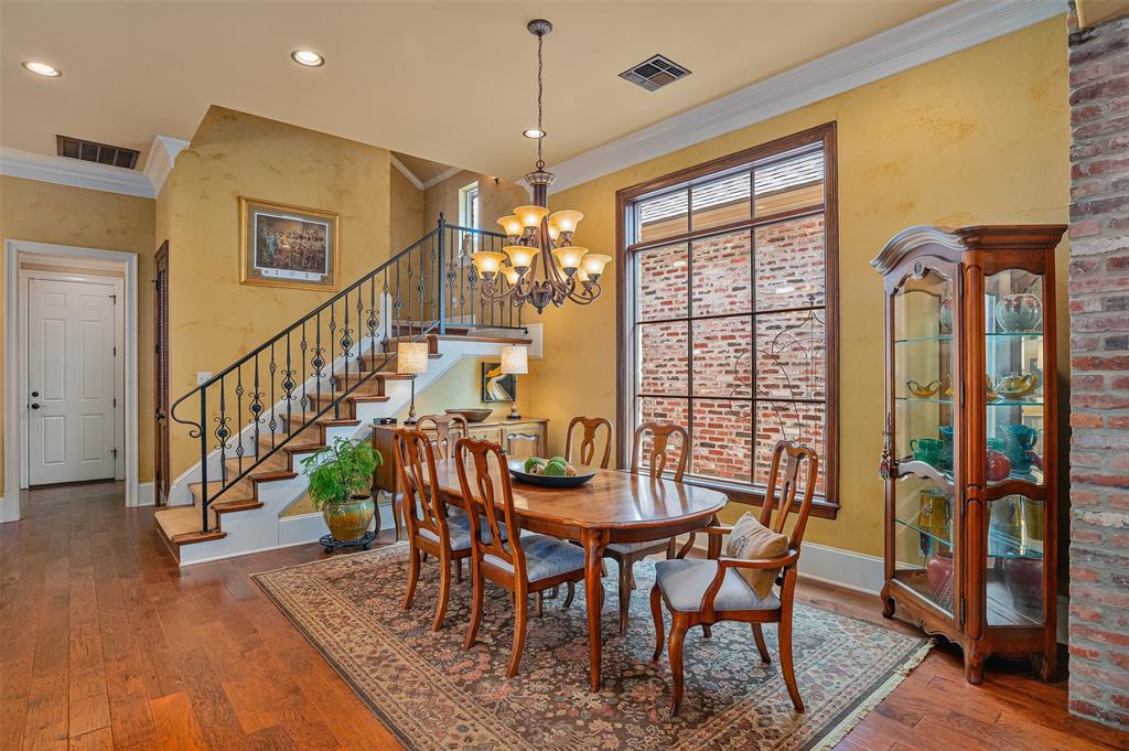 112 Vieux Carre Property Photo 9