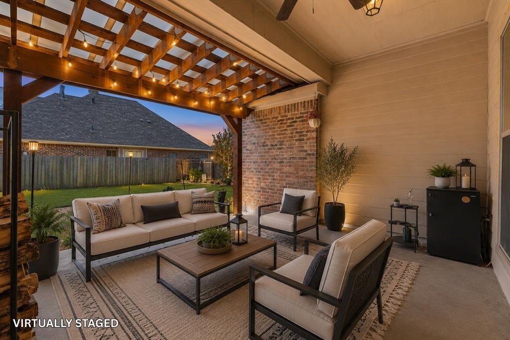 816 Eagles Nest Property Photo 19