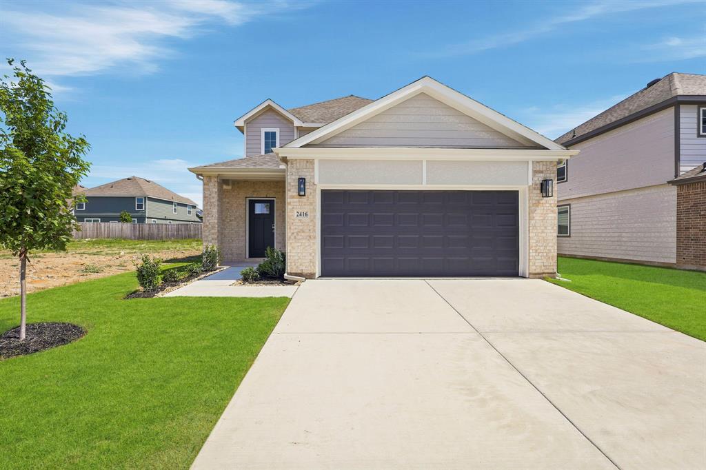 2416 Southern Magnolia Drive Property Photo 1