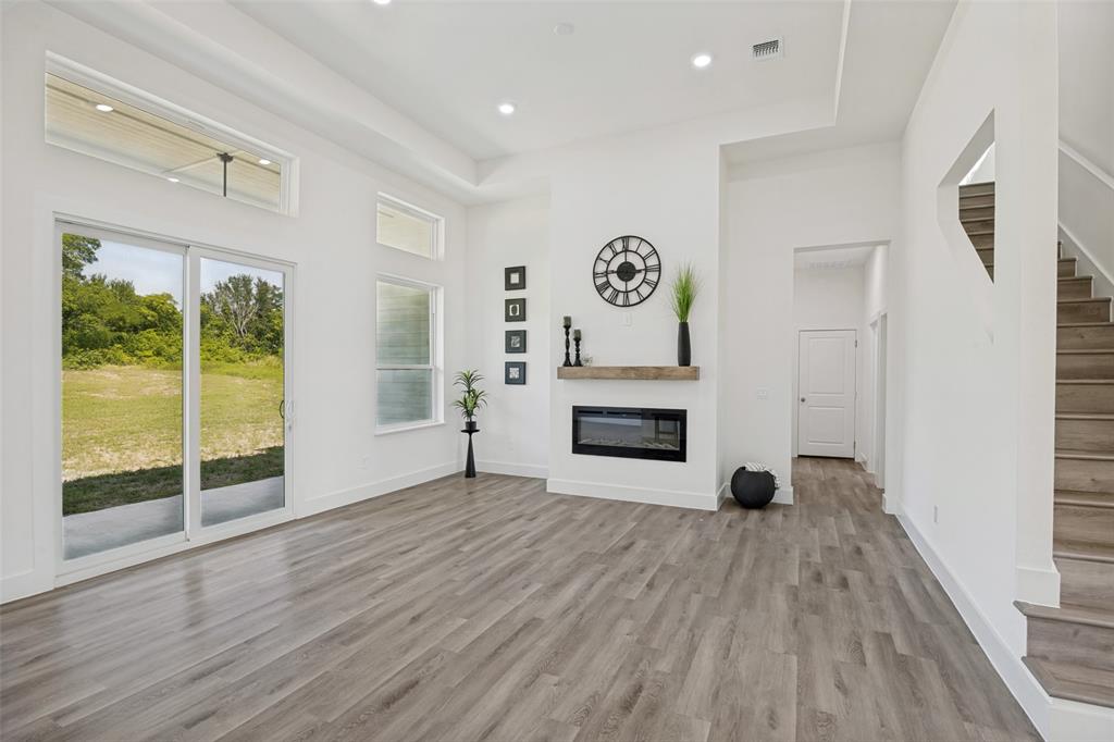 2722 Eastridge Boulevard Property Photo 4