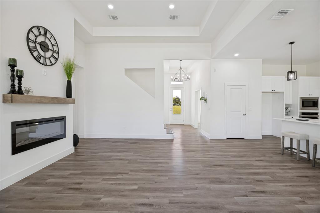 2722 Eastridge Boulevard Property Photo 5