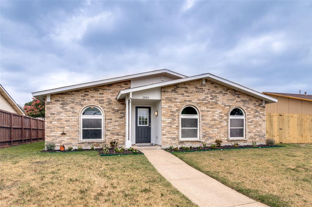 2909 Flagstone Drive Property Photo 1