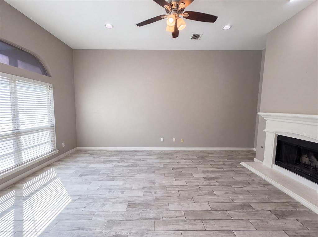 2404 Royal Birkdale Drive Property Photo 3
