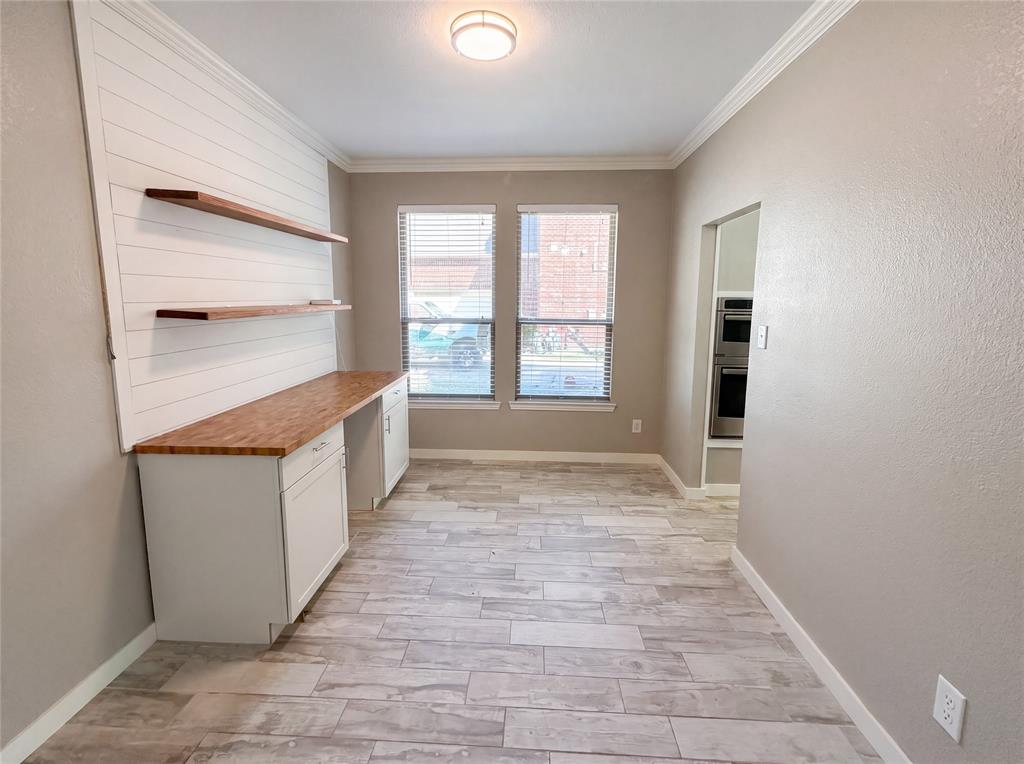 2404 Royal Birkdale Drive Property Photo 14
