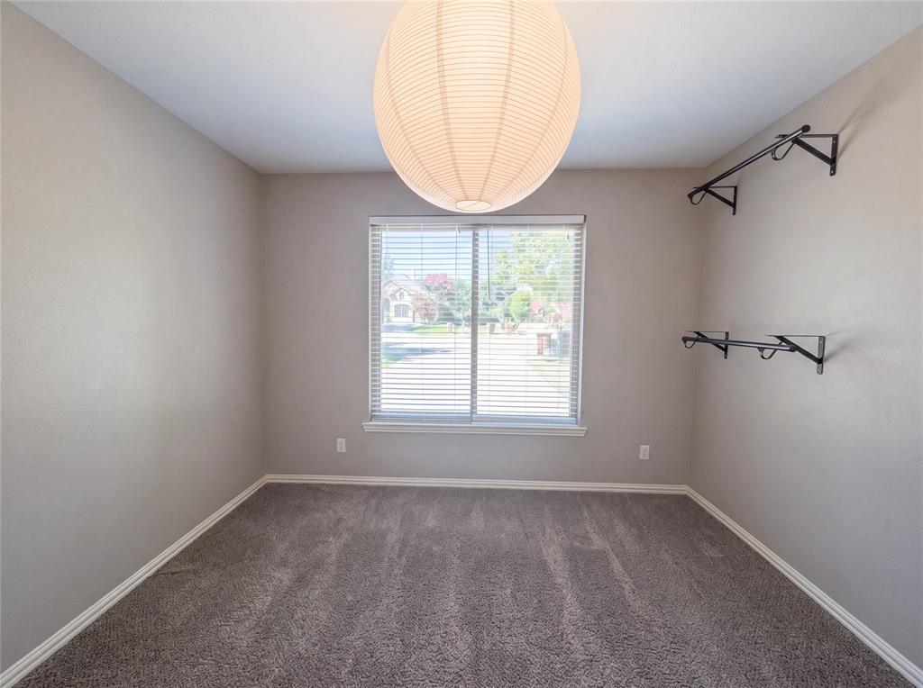 2404 Royal Birkdale Drive Property Photo 15