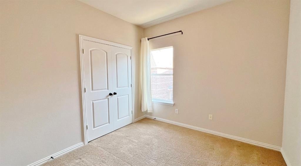 2500 Rockbrook Drive 40 Property Photo 18