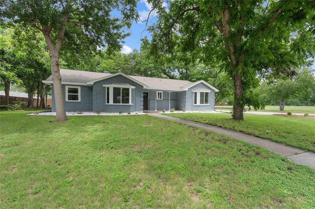 702 Austrian Road Property Photo 1