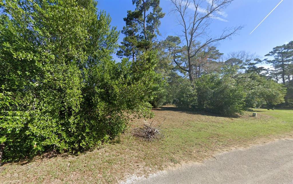 103 White Oak Drive Property Photo 2