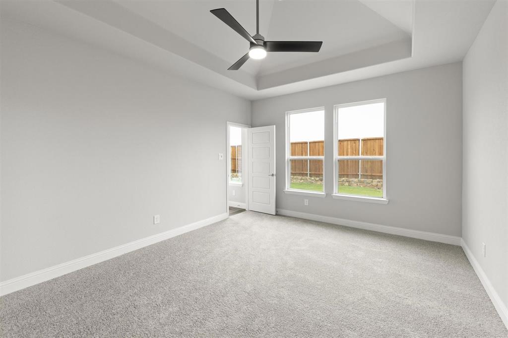 1636 Edgeway Drive Property Photo 8