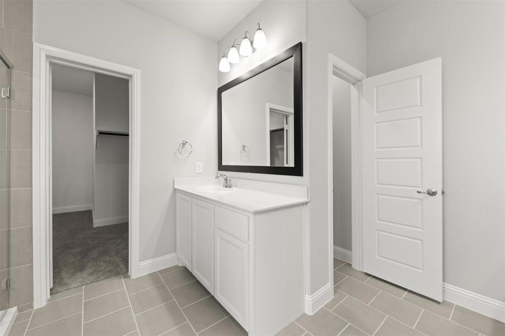 1636 Edgeway Drive Property Photo 13