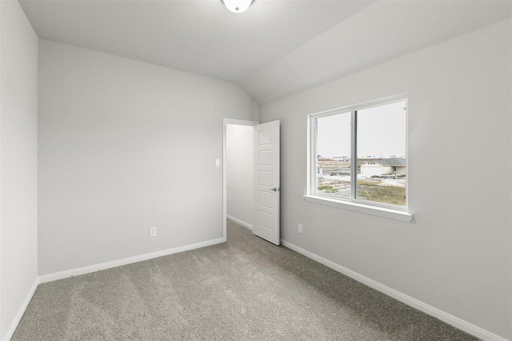 1636 Edgeway Drive Property Photo 18