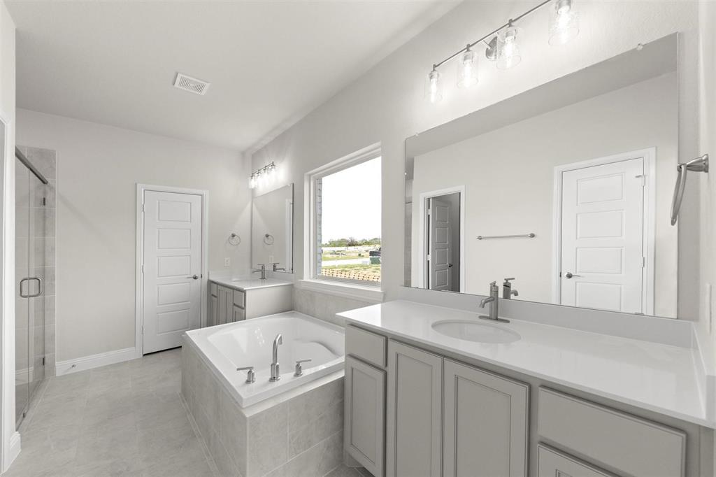 2012 Sesaro Drive Property Photo 16