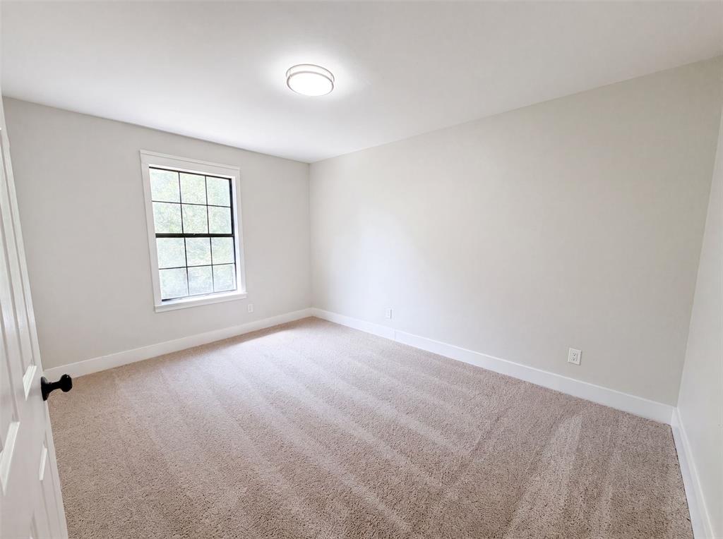 4300 Windwillow Court Property Photo 14