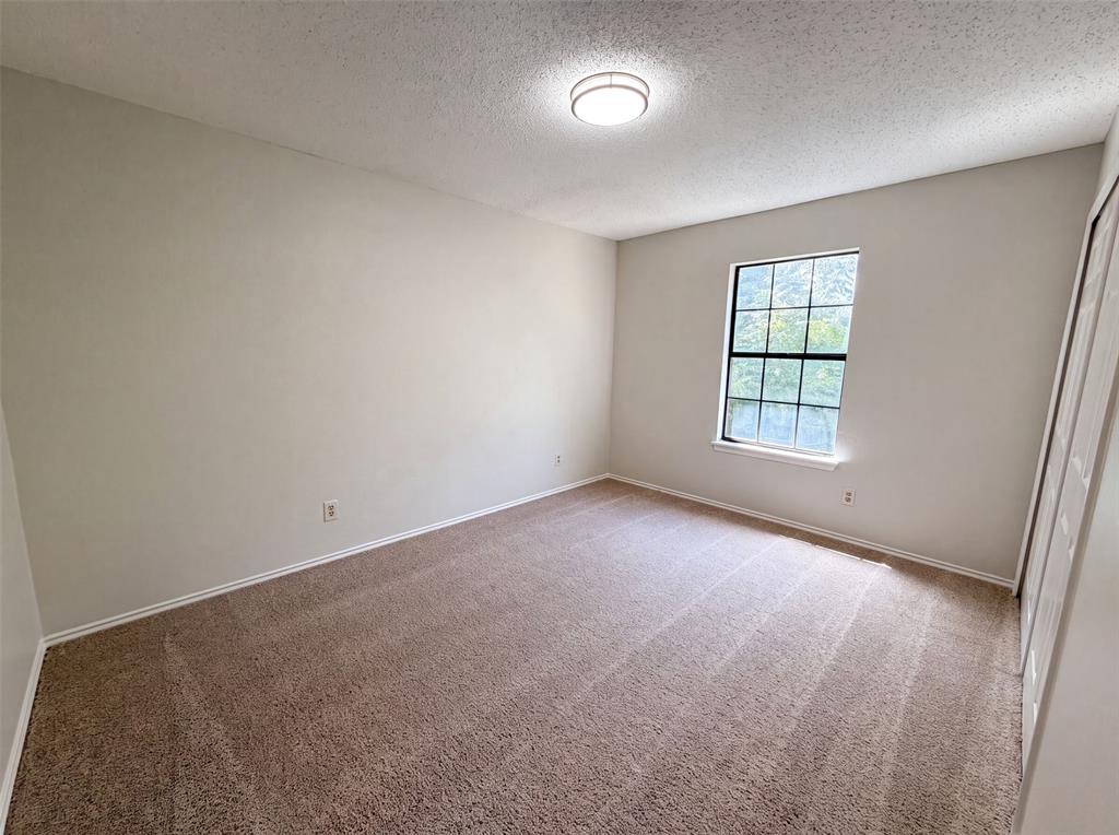 4300 Windwillow Court Property Photo 18