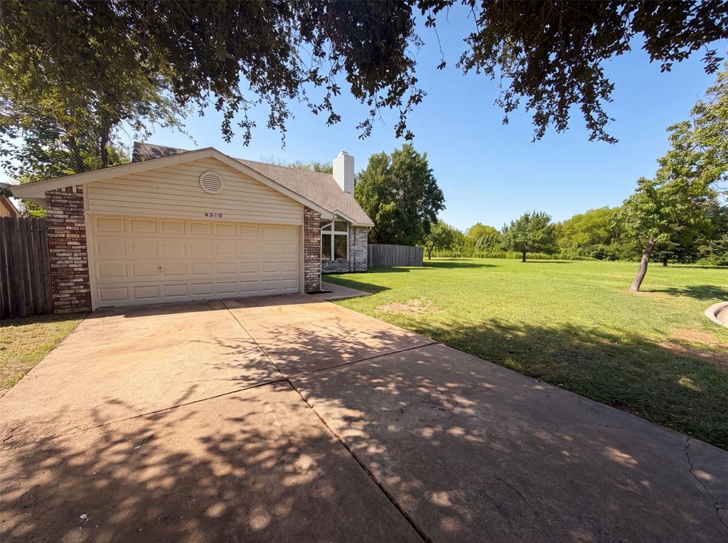 4300 Windwillow Court Property Photo 23