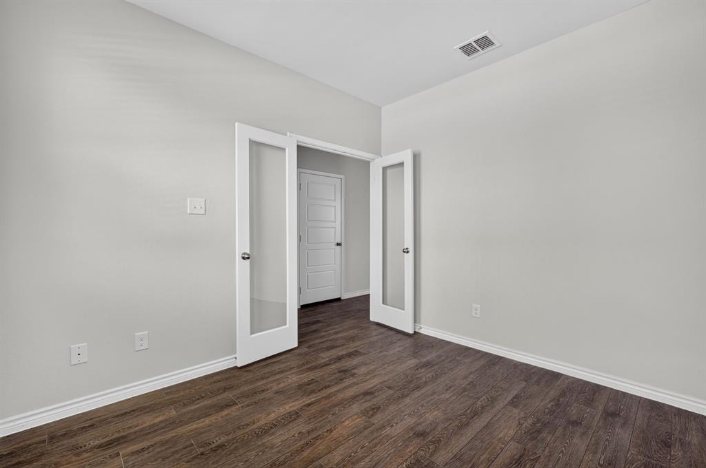 123 Honey Bee Drive Property Photo 17