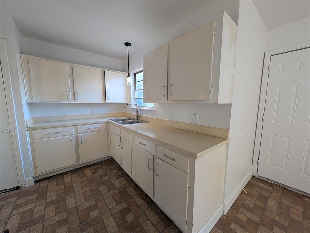 613 Grande Drive Property Photo 11