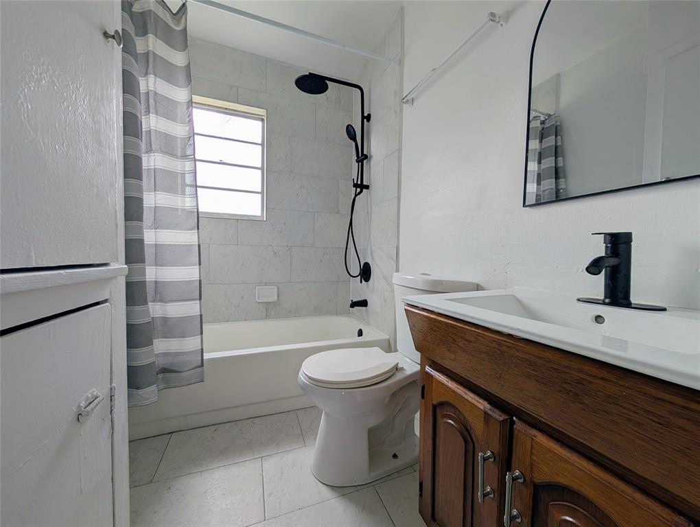 613 Grande Drive Property Photo 12