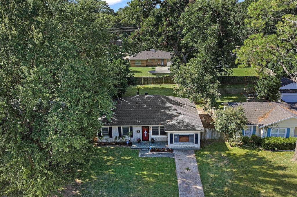 169 Bruce Avenue Property Photo 2
