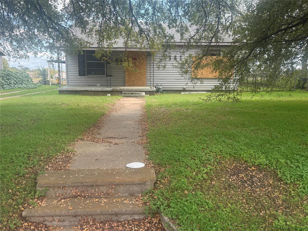 3816 Elliott Drive Property Photo 1