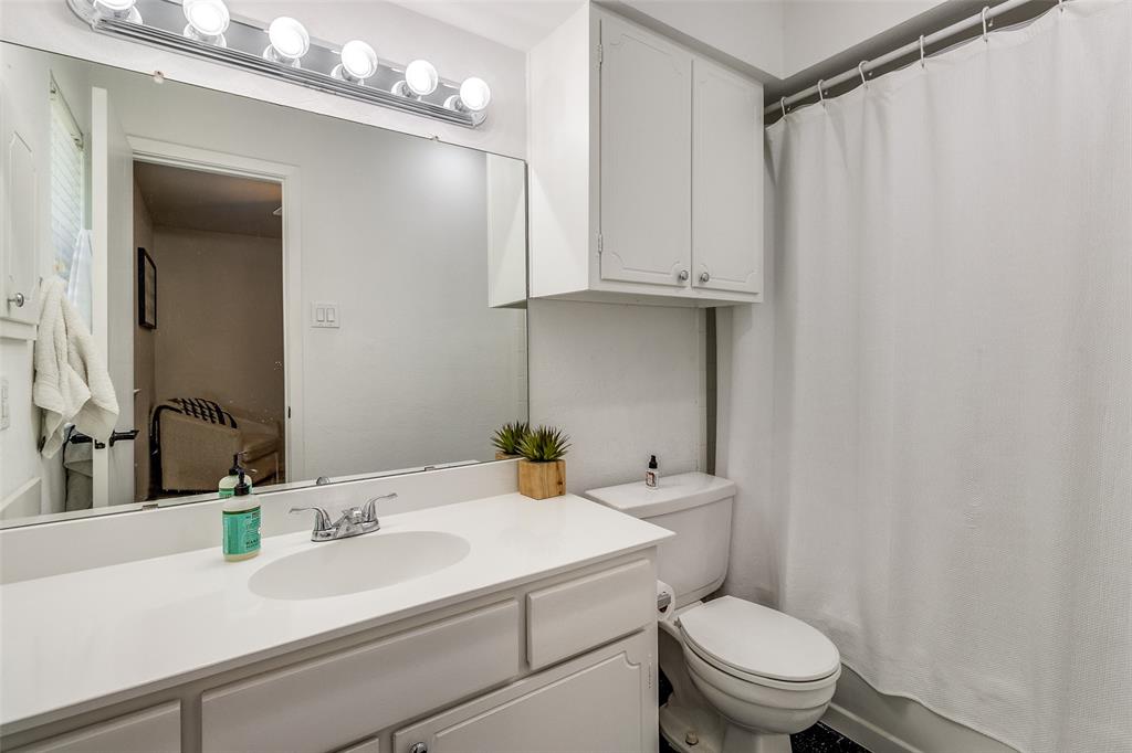 7618 Pebblestone Drive Property Photo 17