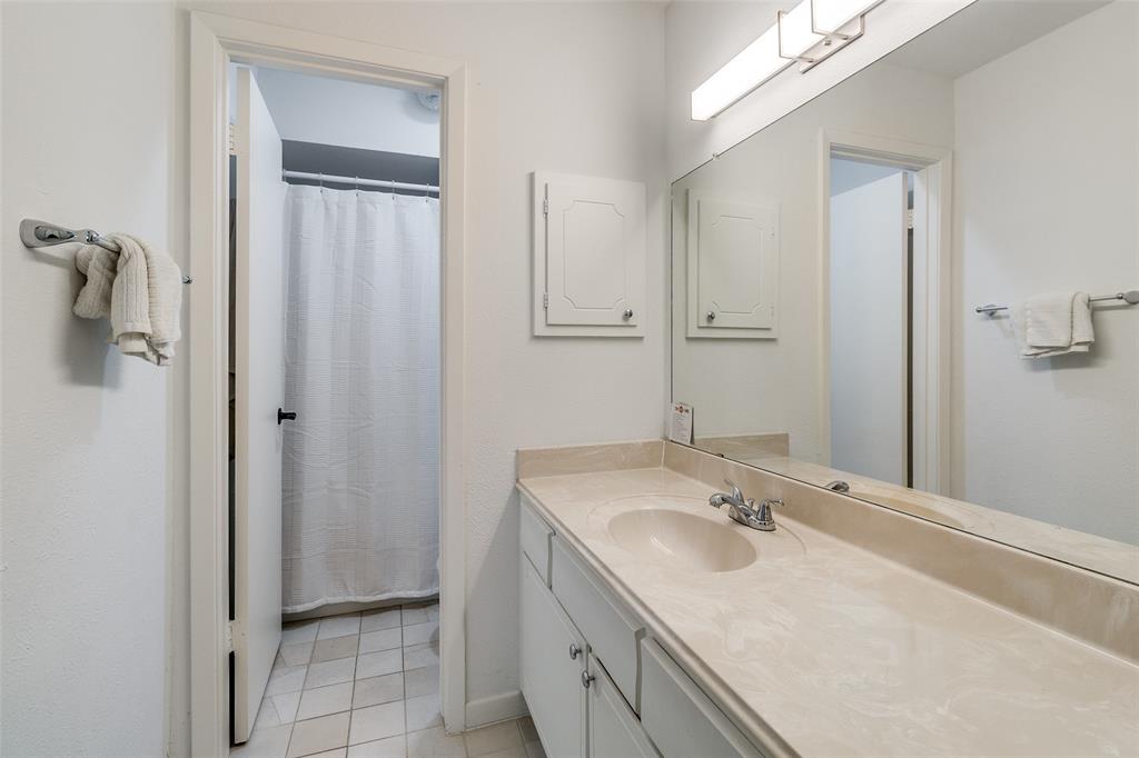 7618 Pebblestone Drive Property Photo 18
