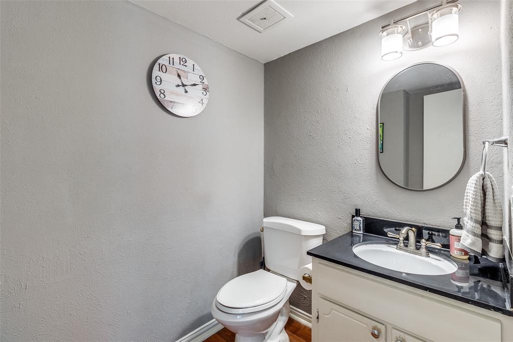 7618 Pebblestone Drive Property Photo 20