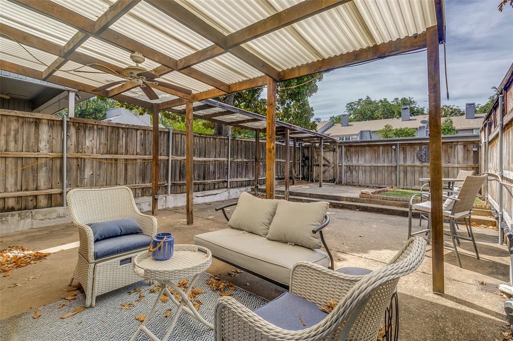 7618 Pebblestone Drive Property Photo 22