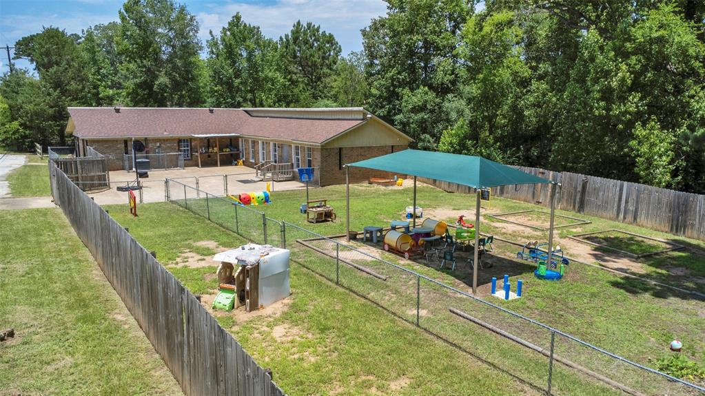 413 State Highway 323 E Property Photo 29