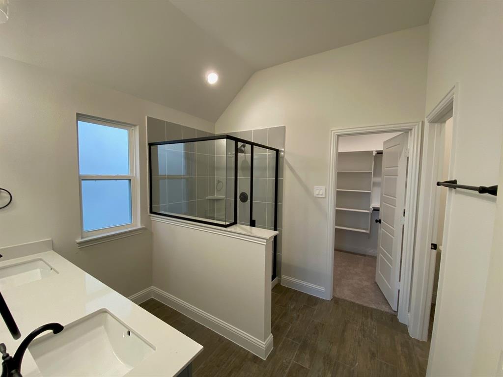 10305 Linseed Drive Property Photo 8
